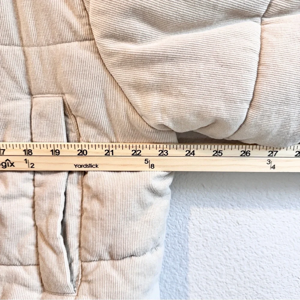 Polly Corduroy Puffer Jacket Cropped Neutral Minimal Cozy Gorpcore Women 10 A98 - Picture 7 of 10